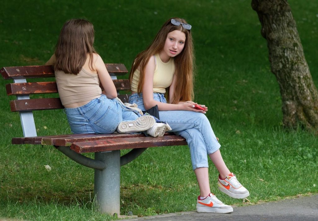 girls, teenagers, relaxing, bench, outdoors, parka, naturally, teenagers, teenagers, teenagers, teenagers, teenagers